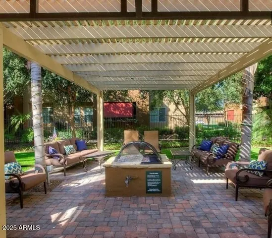 $1,379 | 110 West Bell Road, Unit 1, Phoenix, AZ 85023