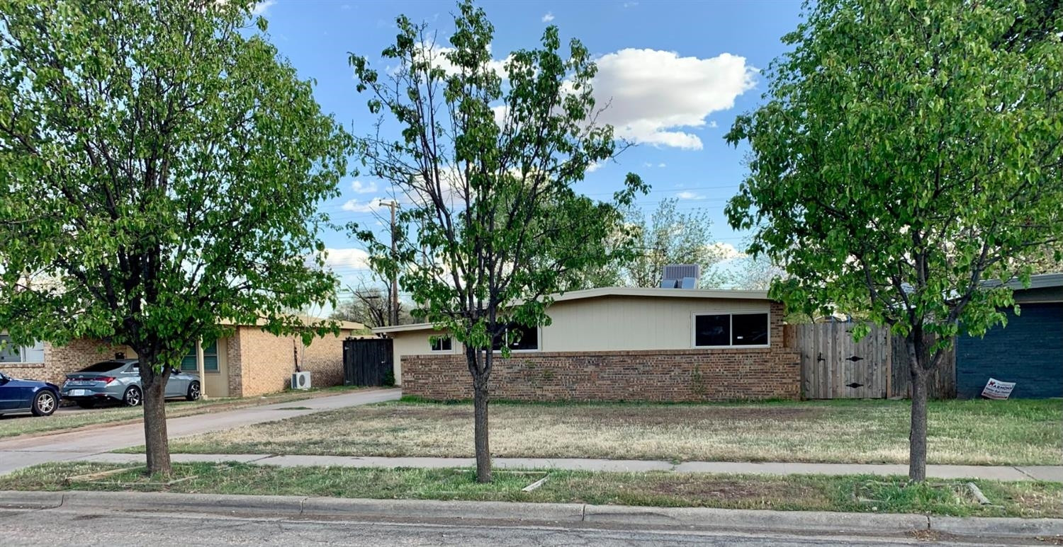 2819 64th Street Lubbock, TX 79413 - Photo 1 of 32 Photo 1