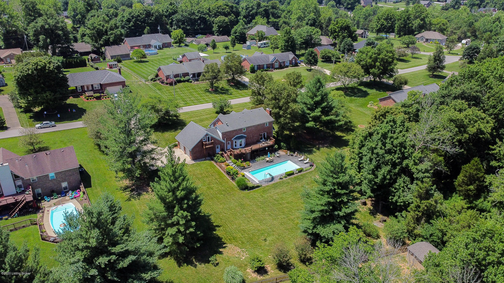 192 East Laurel River Road Shepherdsville, KY 40165 - Photo 6 of 86 192 E Laurel River Dr-5