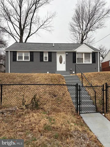 $2,800 | 6930 Decatur Place, Hyattsville, MD 20784