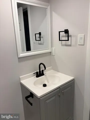 $2,800 | 6930 Decatur Place, Hyattsville, MD 20784