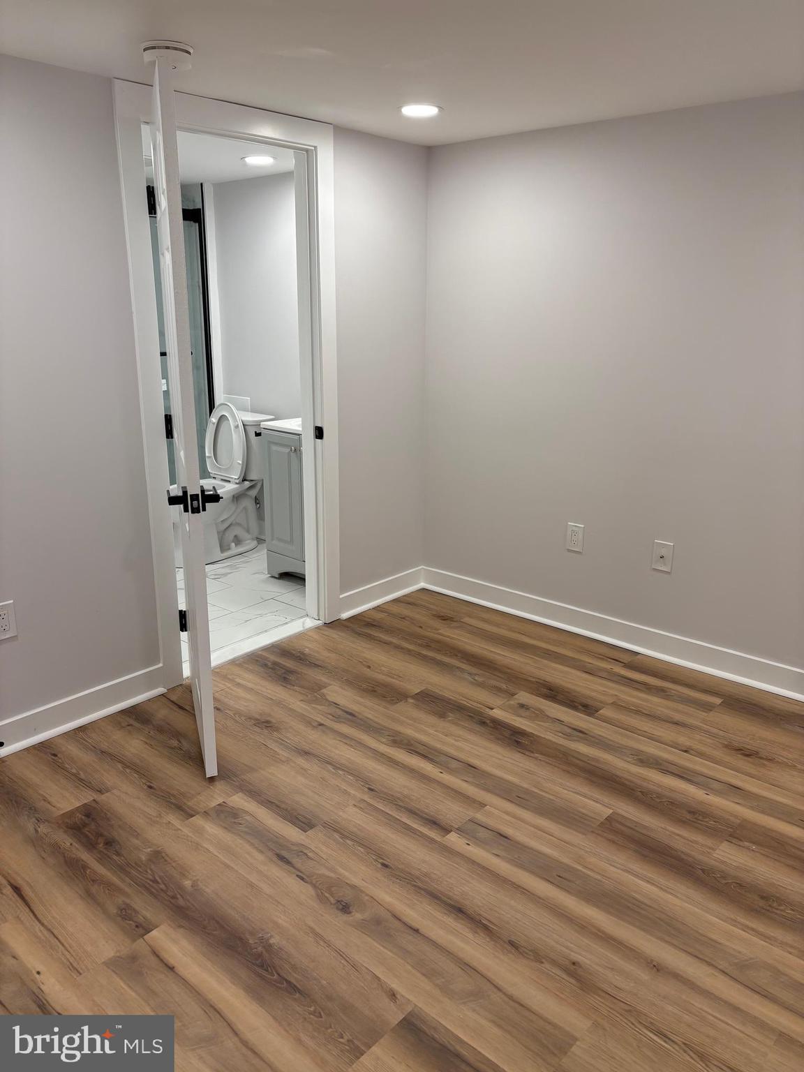 6930 Decatur Place Hyattsville, MD 20784 - Photo 13 of 20