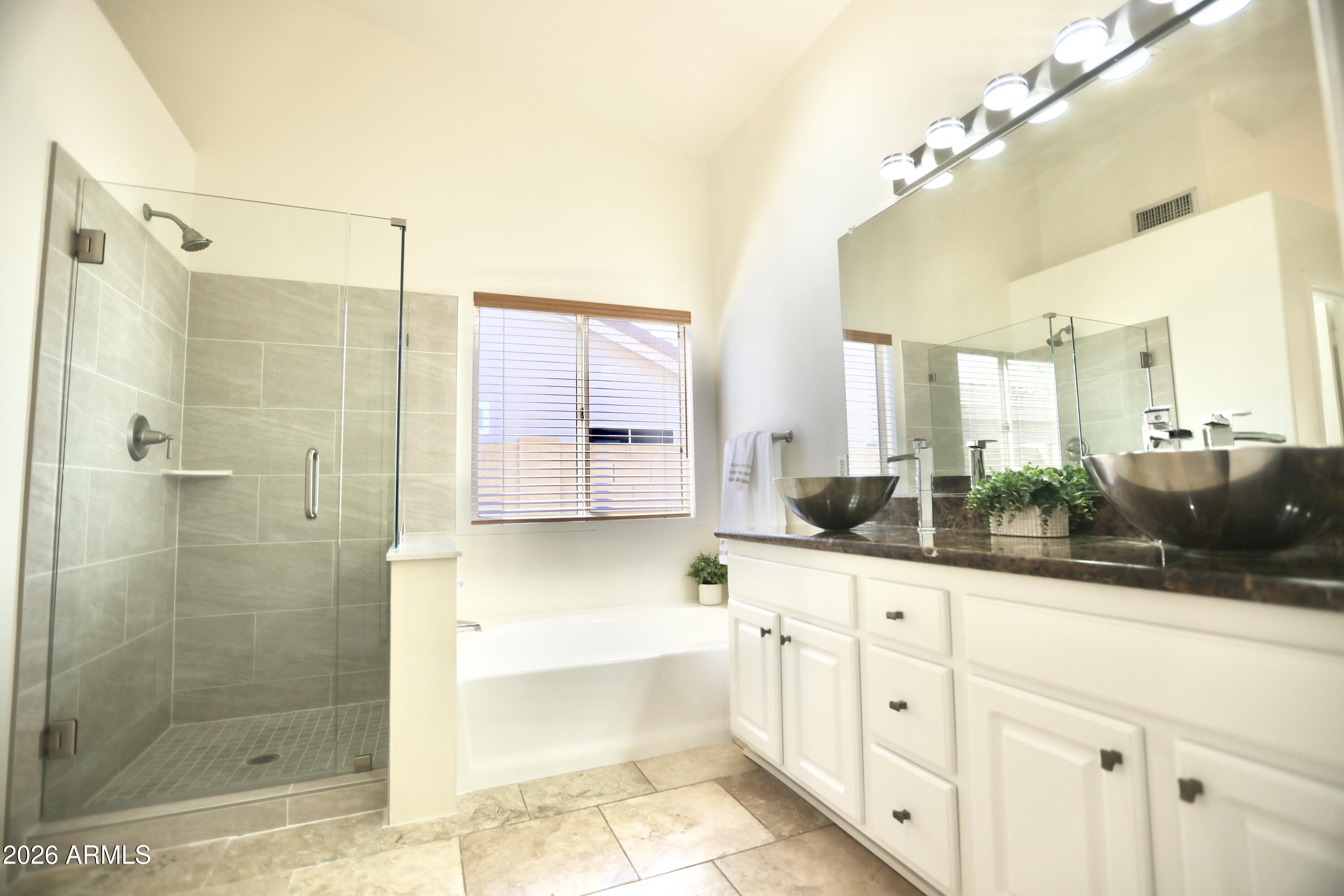 3337 East Beardsley Road Phoenix, AZ 85050 - Photo 11 of 18 0D1A2176