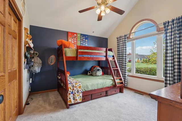 $574,900 | 6802 Sandy Lane, Waterford, WI 53185