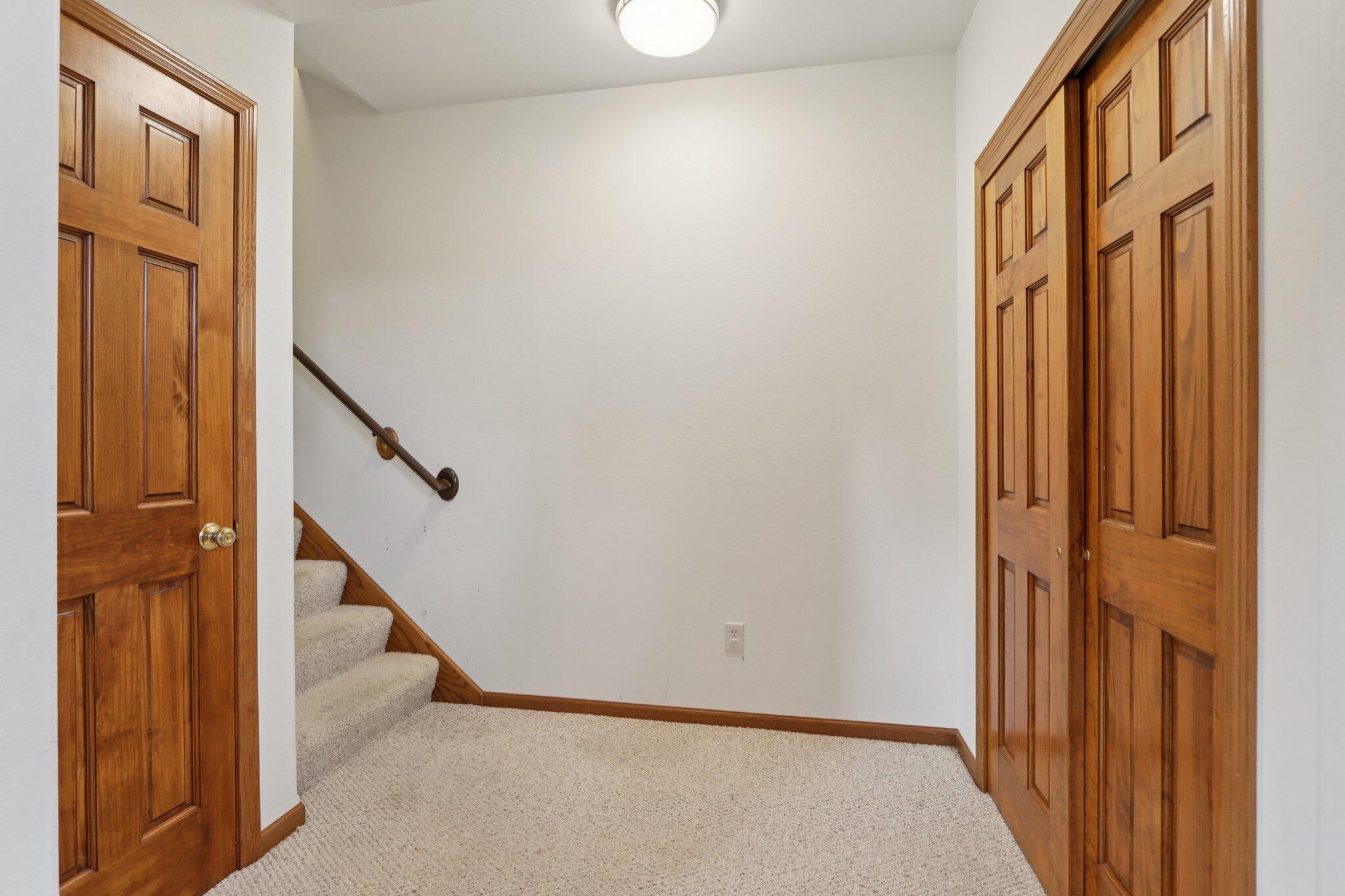 6802 Sandy Lane Waterford, WI 53185 - Photo 37 of 61 37-web-or-mls-Sandy Ln-S2910-037