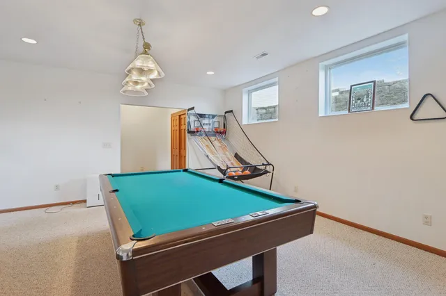 $574,900 | 6802 Sandy Lane, Waterford, WI 53185