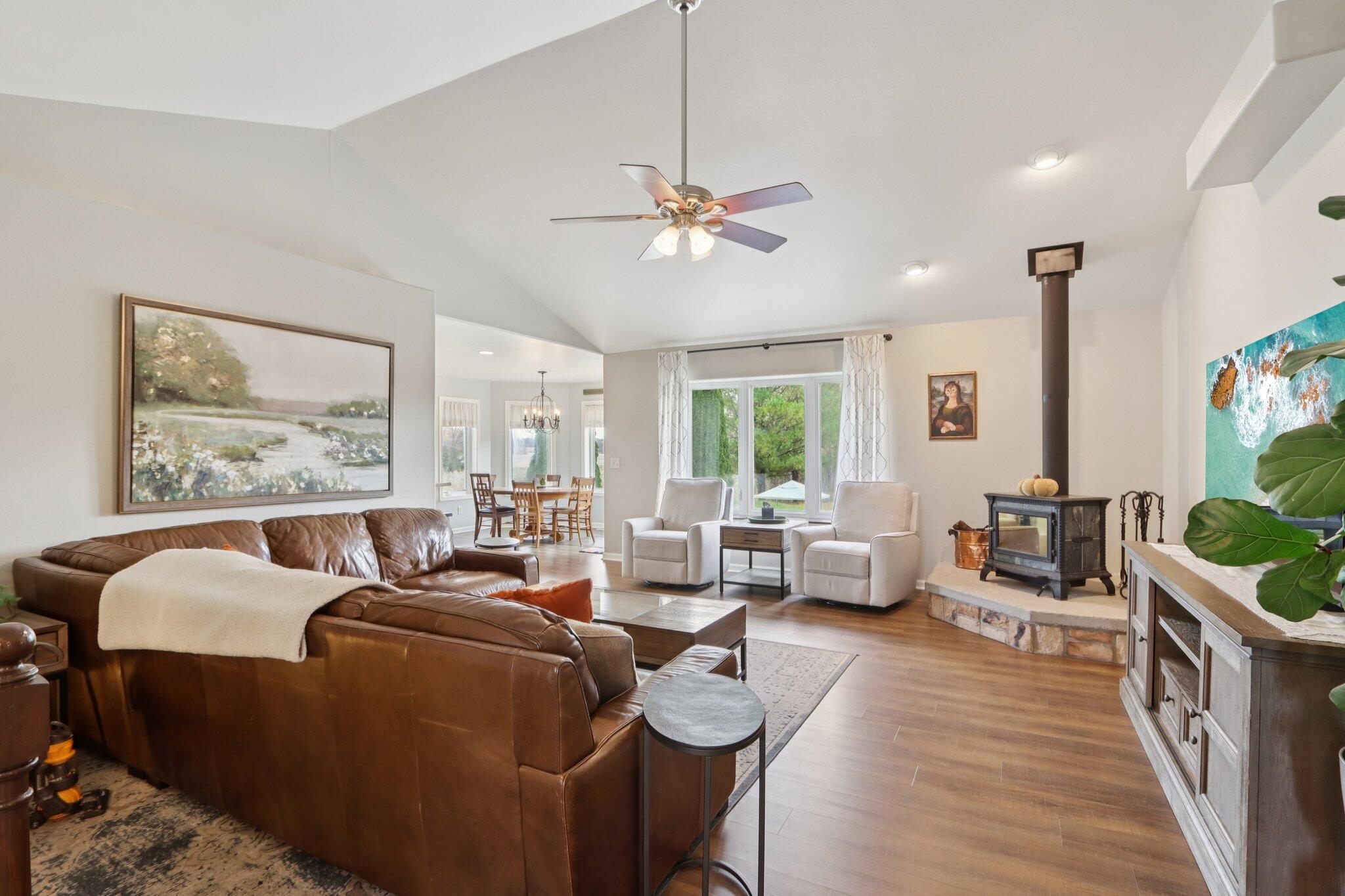 6802 Sandy Lane Waterford, WI 53185 - Photo 9 of 61 8-web-or-mls-Sandy Ln-S2910-008