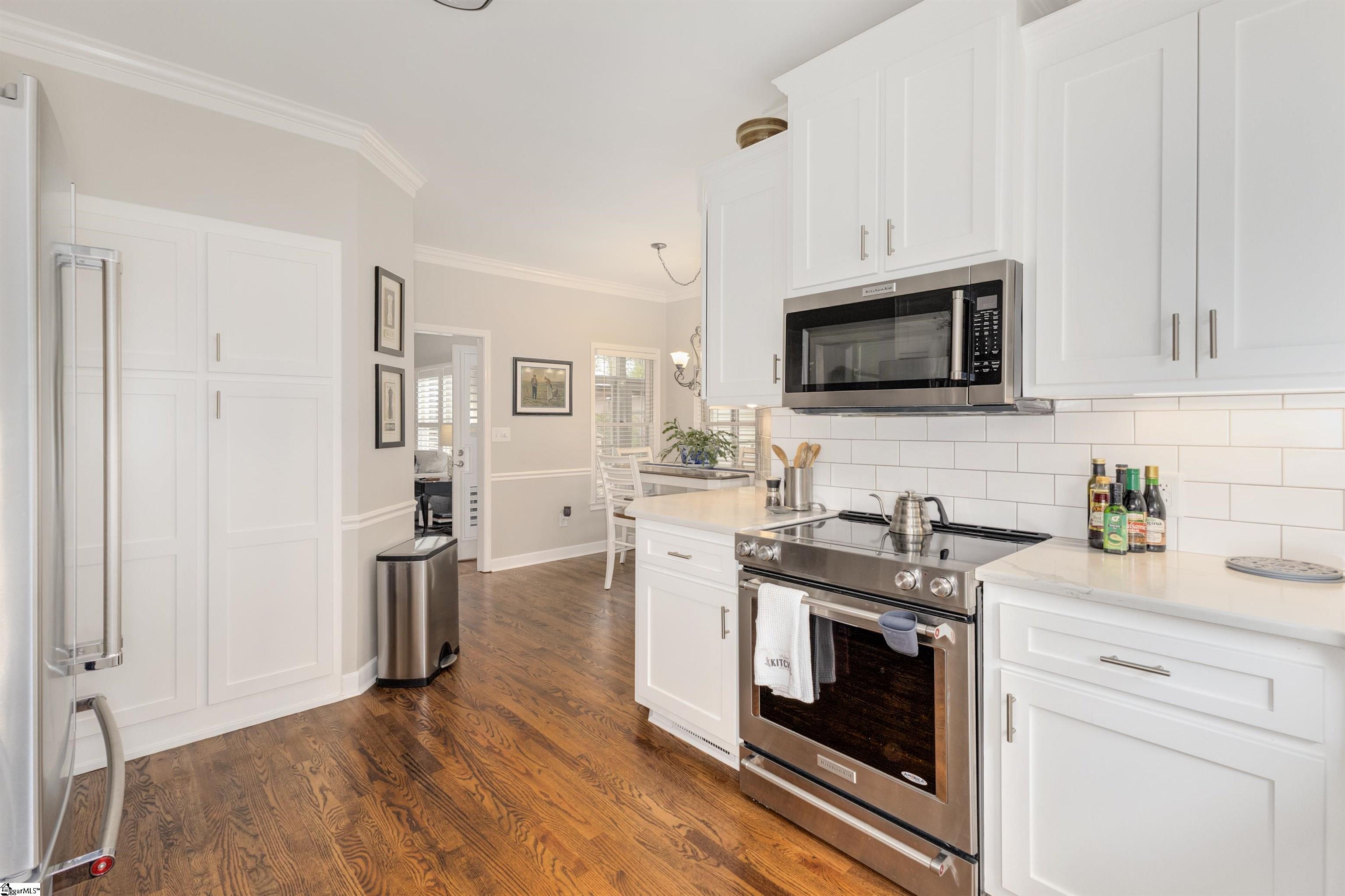 108 West Round Hill Road Greenville, SC 29617 - Photo 15 of 33 Gallery Image 15