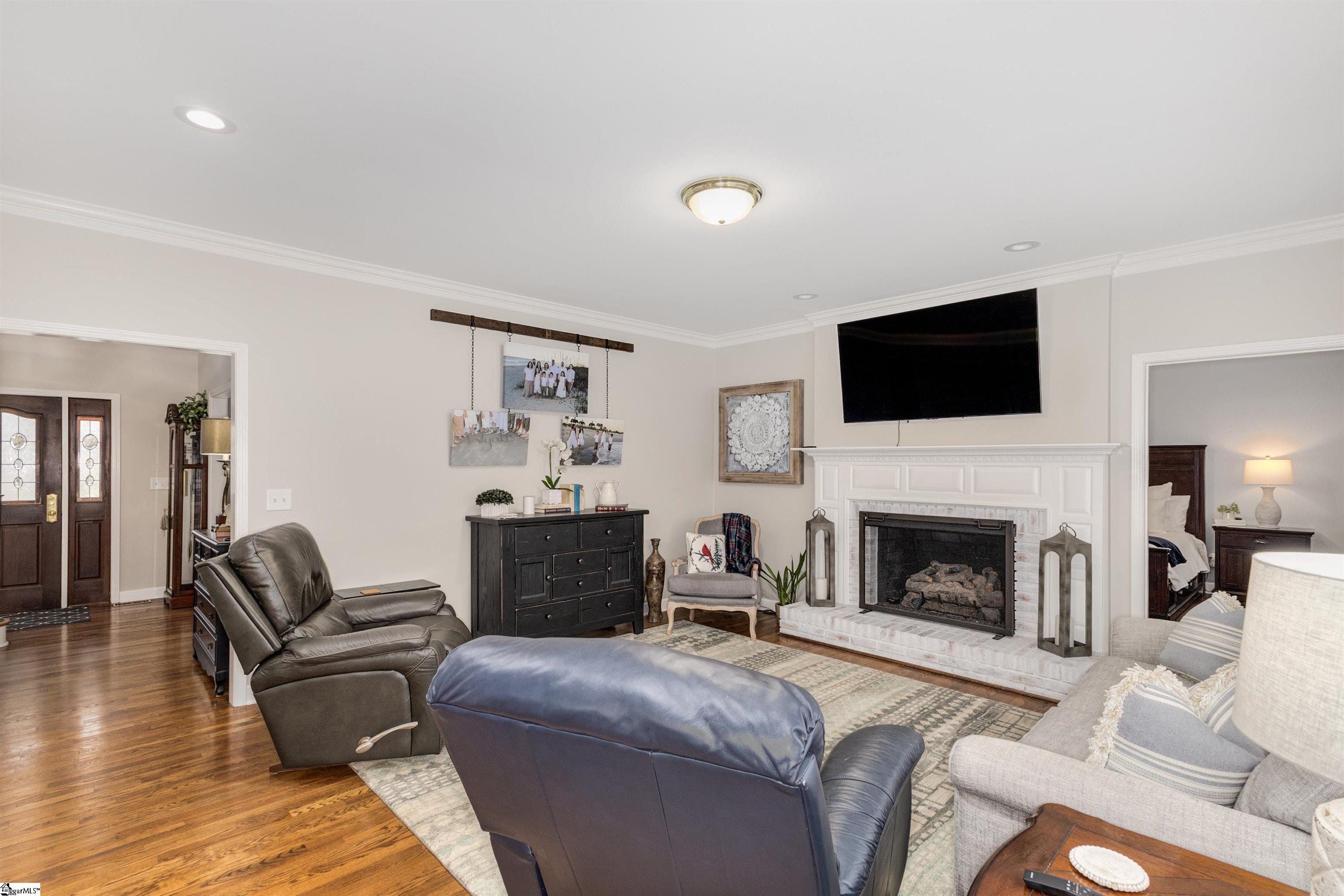 108 West Round Hill Road Greenville, SC 29617 - Photo 17 of 33 Gallery Image 17