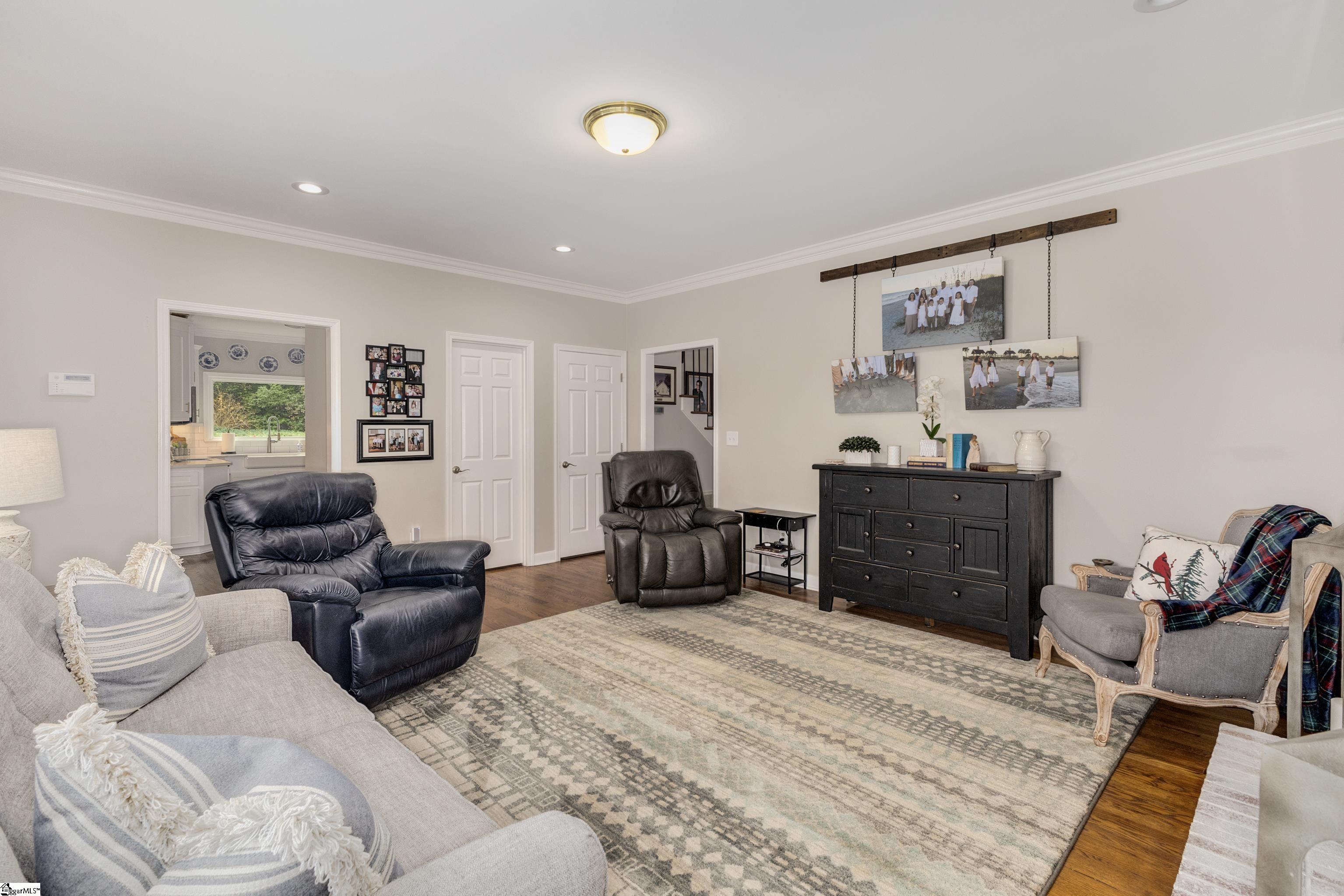 108 West Round Hill Road Greenville, SC 29617 - Photo 19 of 33 Gallery Image 19