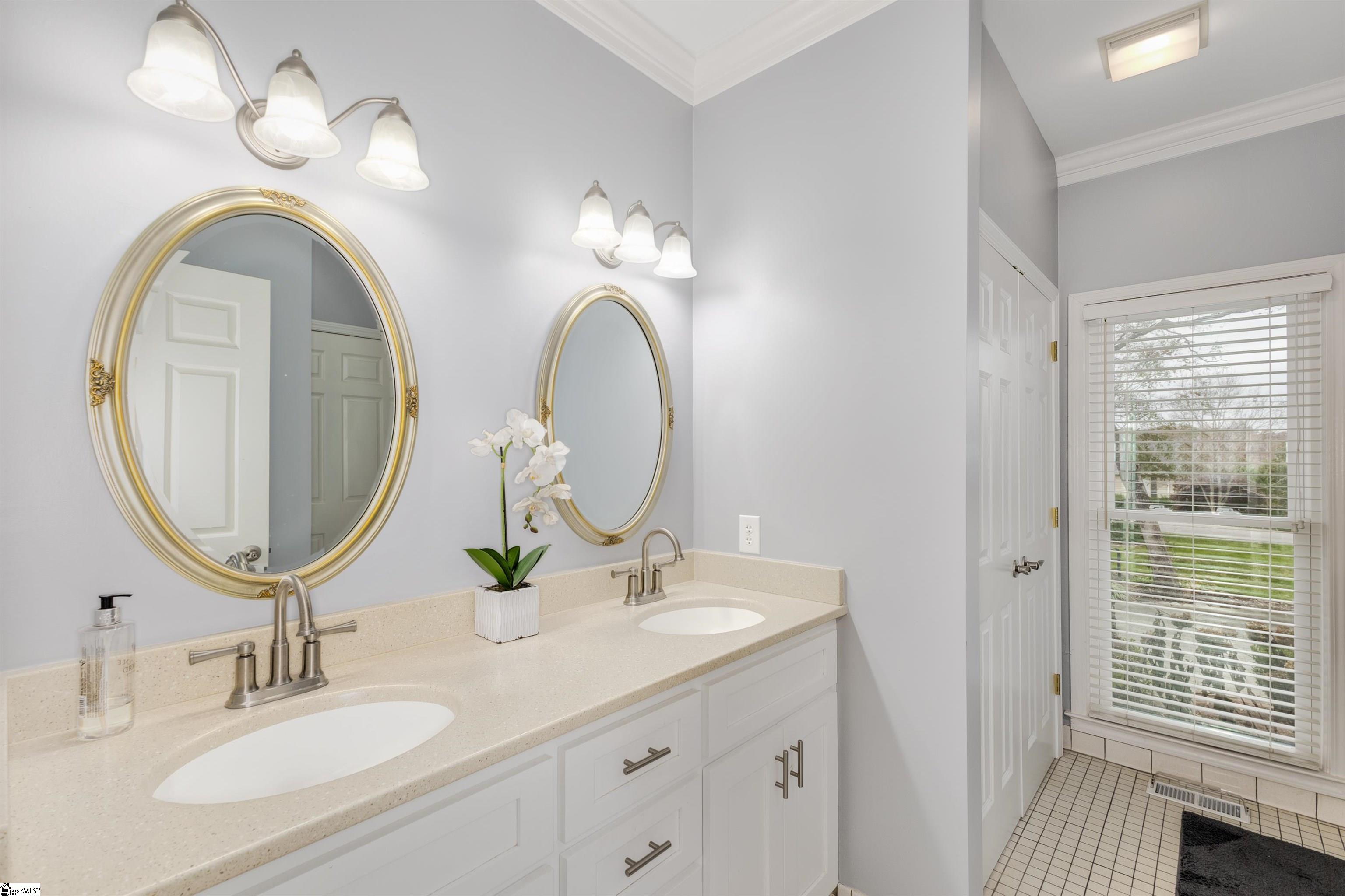 108 West Round Hill Road Greenville, SC 29617 - Photo 21 of 33 Gallery Image 21