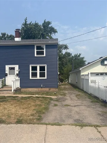 $1,680 | 482 Ridge Street, Lewiston, NY 14092