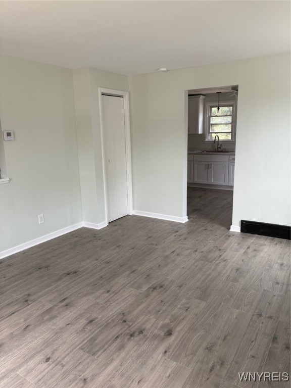 482 Ridge Street Lewiston, NY 14092 - Photo 9 of 31