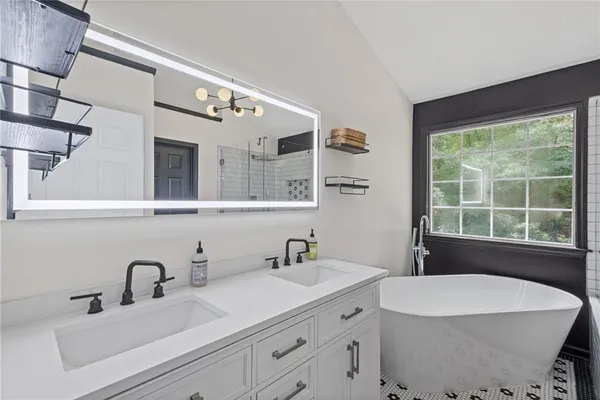 $3,800 | 135 Sable Pointe Drive, Milton, GA 30004