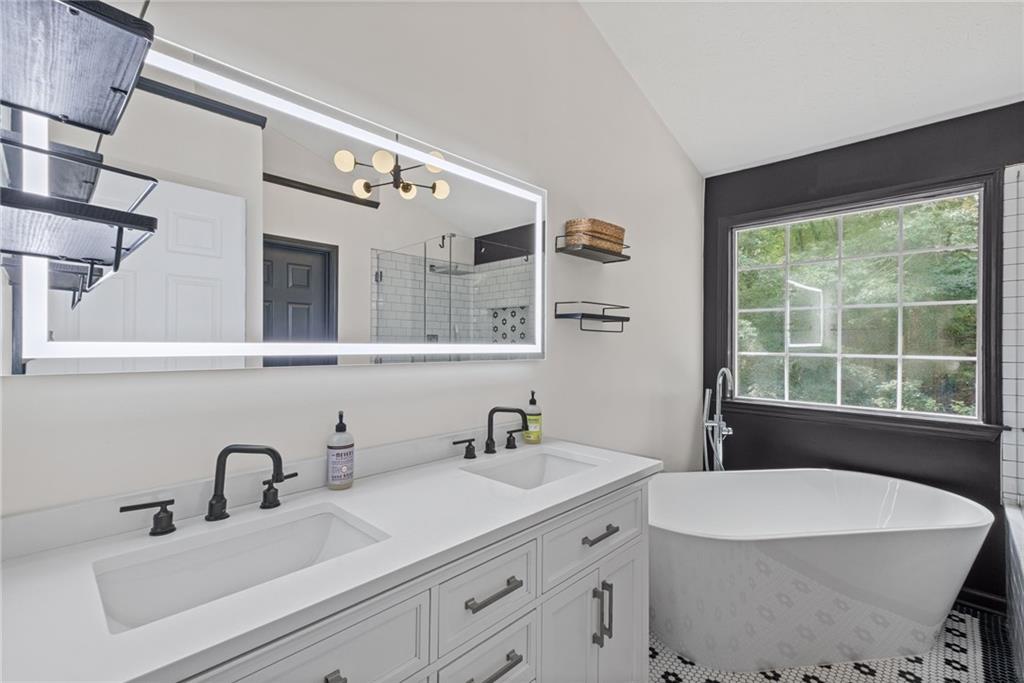 135 Sable Pointe Drive Milton, GA 30004 - Photo 13 of 24