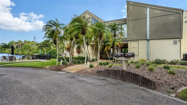 $189,900 | 238 Woodland Drive, Unit 238, Osprey, FL 34229