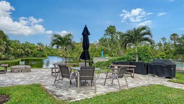 $189,900 | 238 Woodland Drive, Unit 238, Osprey, FL 34229