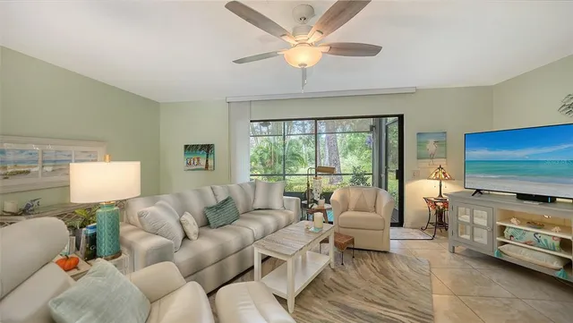 $189,900 | 238 Woodland Drive, Unit 238, Osprey, FL 34229