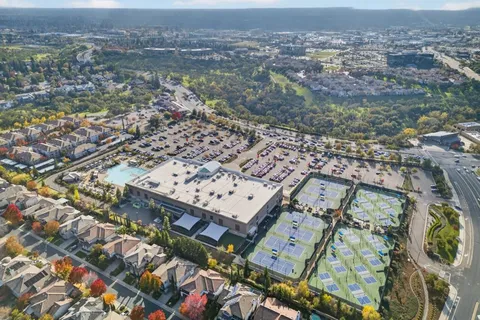 $445,000 | 1501 Secret Ravine Parkway, Unit 1920, Roseville, CA 95661