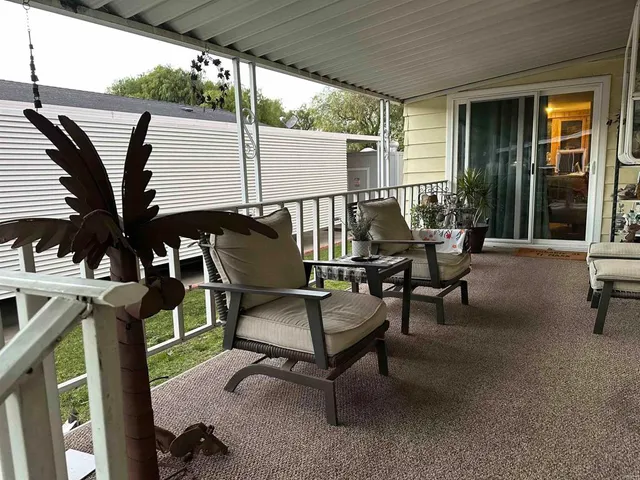 $225,000 | 21433 Tumbleweed Way, Saugus, CA 91350