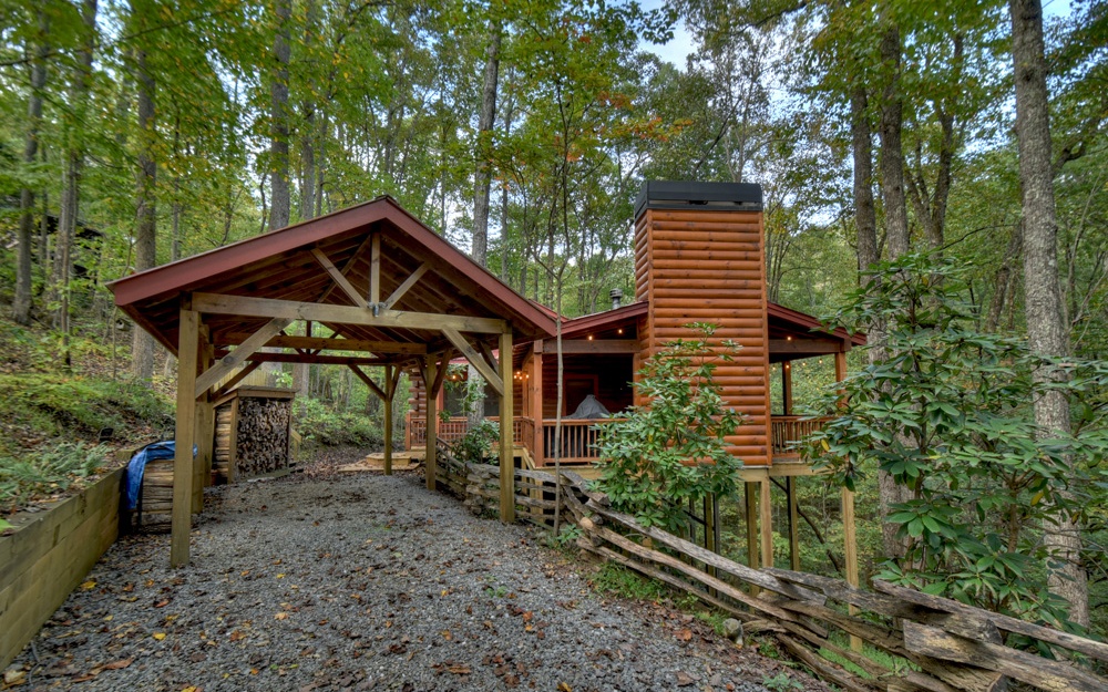 107 Broken Arrow Path Blue Ridge, GA 30513 - Photo 2 of 4 Additional View