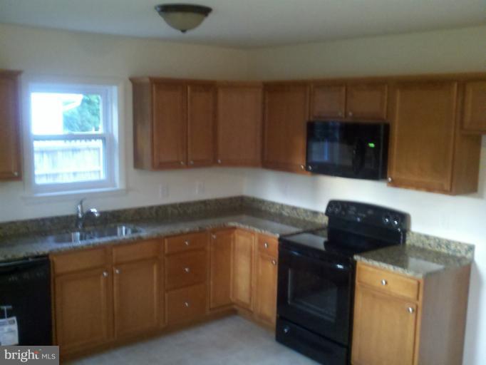 7516 Gaither Road Sykesville, MD 21784 - Photo 14 of 26 Kitchen