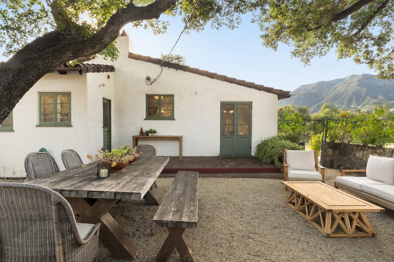 3935 Thacher Road Ojai, CA 93023 - Photo 20 of 50 a outdoor space with furniture