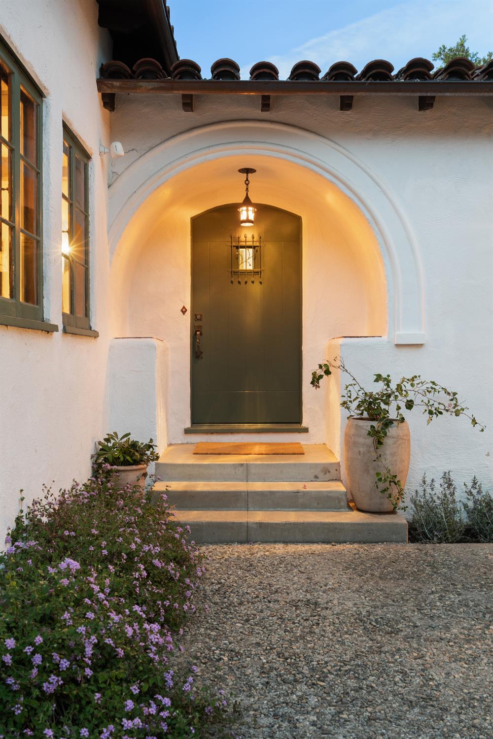 3935 Thacher Road Ojai, CA 93023 - Photo 49 of 50 a view of fountain in front of a house
