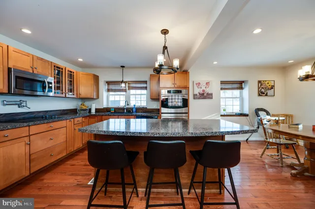 $545,000 | 1109 Upper Van Reed Road, Leesport, PA 19533