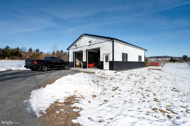 $545,000 | 1109 Upper Van Reed Road, Leesport, PA 19533