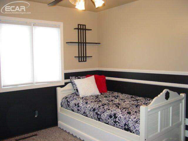 9136 Beecher Road Flushing, MI 48433 - Photo 15 of 25 20457958-14.JPG