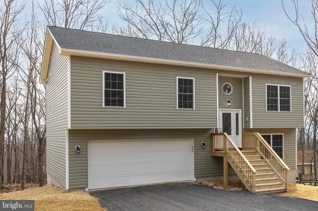 $350,000 | 628 Cardinal Drive, Winchester, VA 22602