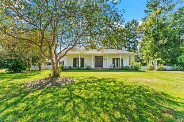 $675,000 | 7210 Comite Drive, Baker, LA 70714