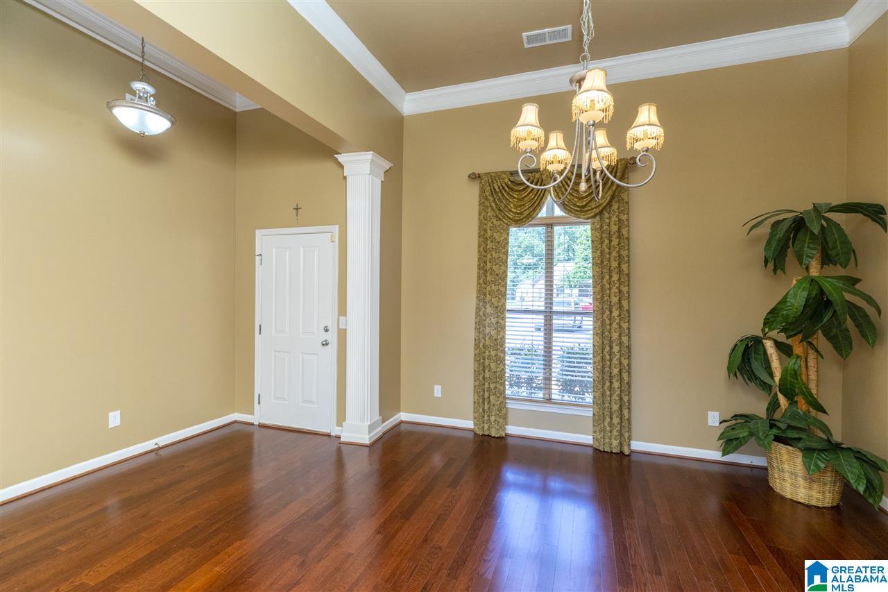 587 Barkley Circle Alabaster, AL 35007 - Photo 2 of 30