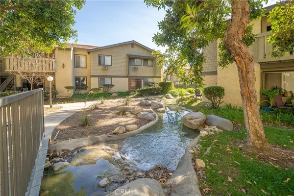 $370,000 | 960 East Bonita Avenue, Unit 91, Claremont, CA 91767