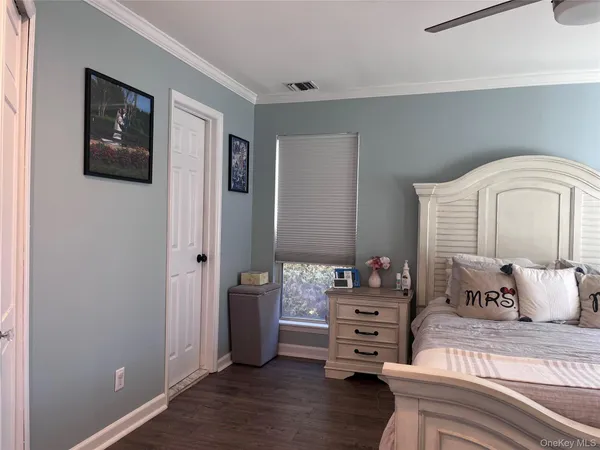 $469,000 | 35 Vista Drive, Manorville, NY 11949