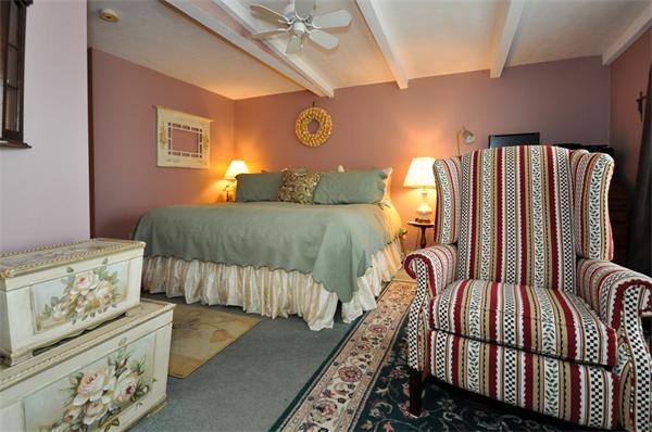 18 Olympia Road Marshfield, MA 02050 - Photo 13 of 30 a bedroom with furniture and wooden floor