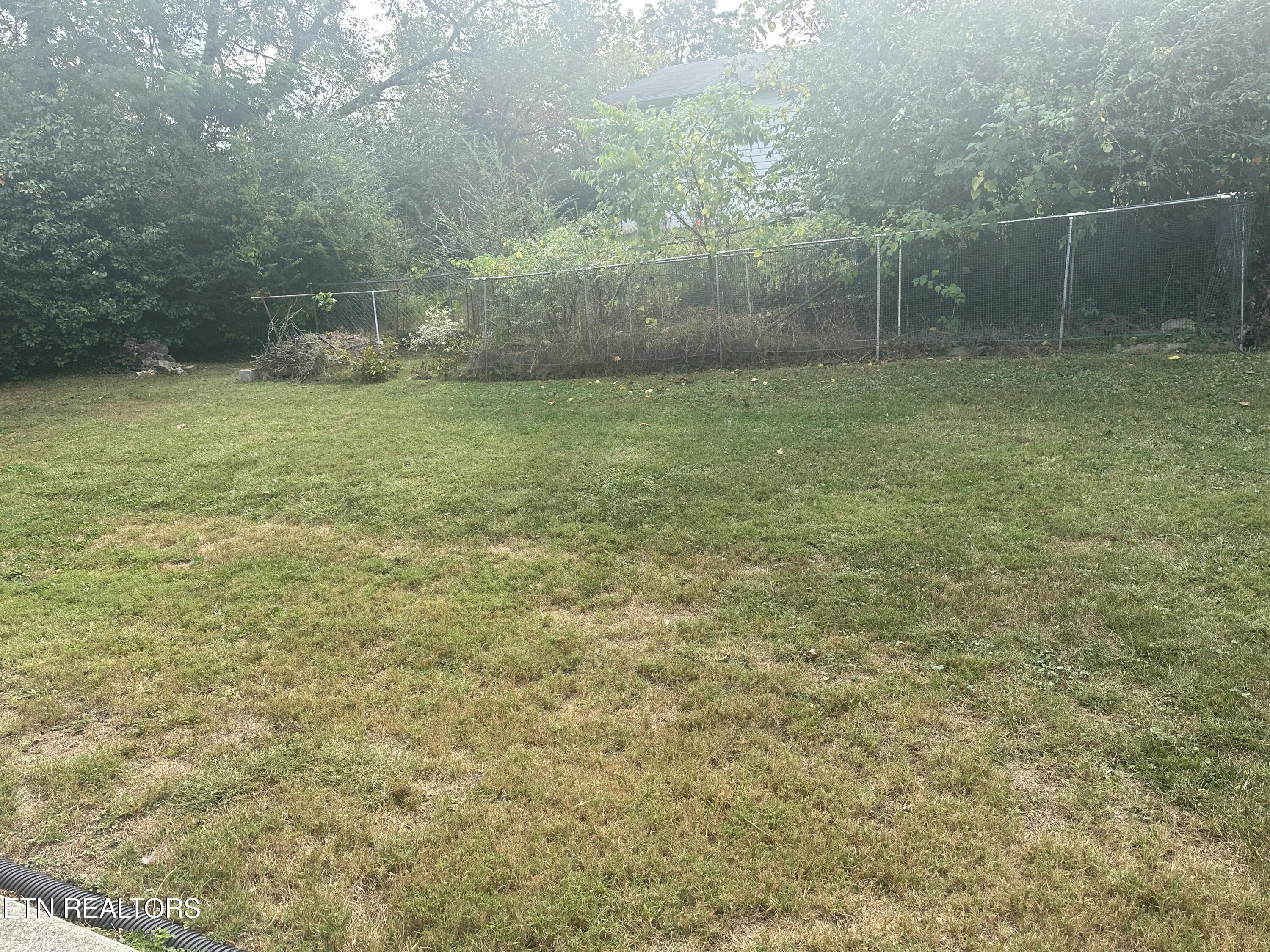 123 West Newkirk Lane Oak Ridge, TN 37830 - Photo 13 of 15 IMG_2257