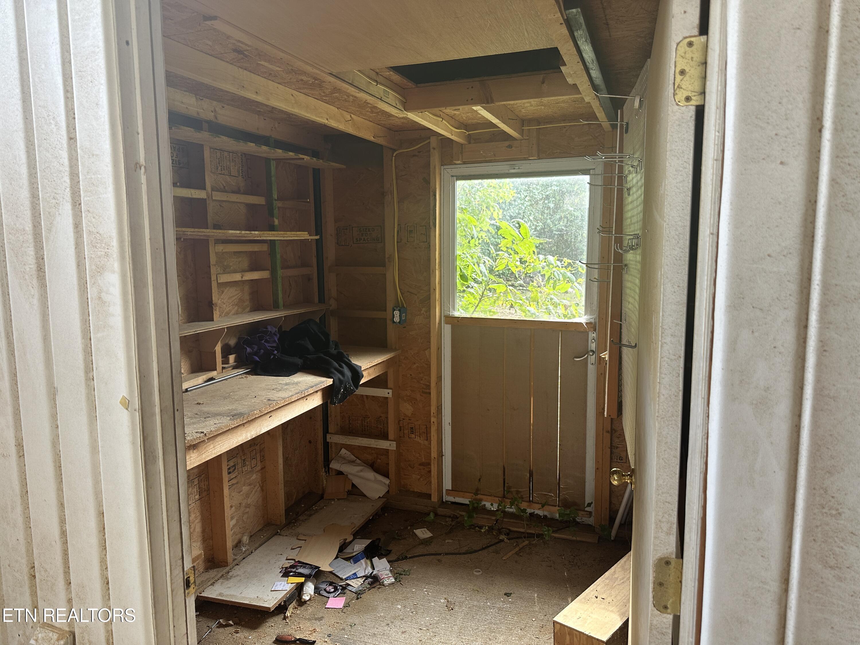 123 West Newkirk Lane Oak Ridge, TN 37830 - Photo 15 of 15 IMG_2259