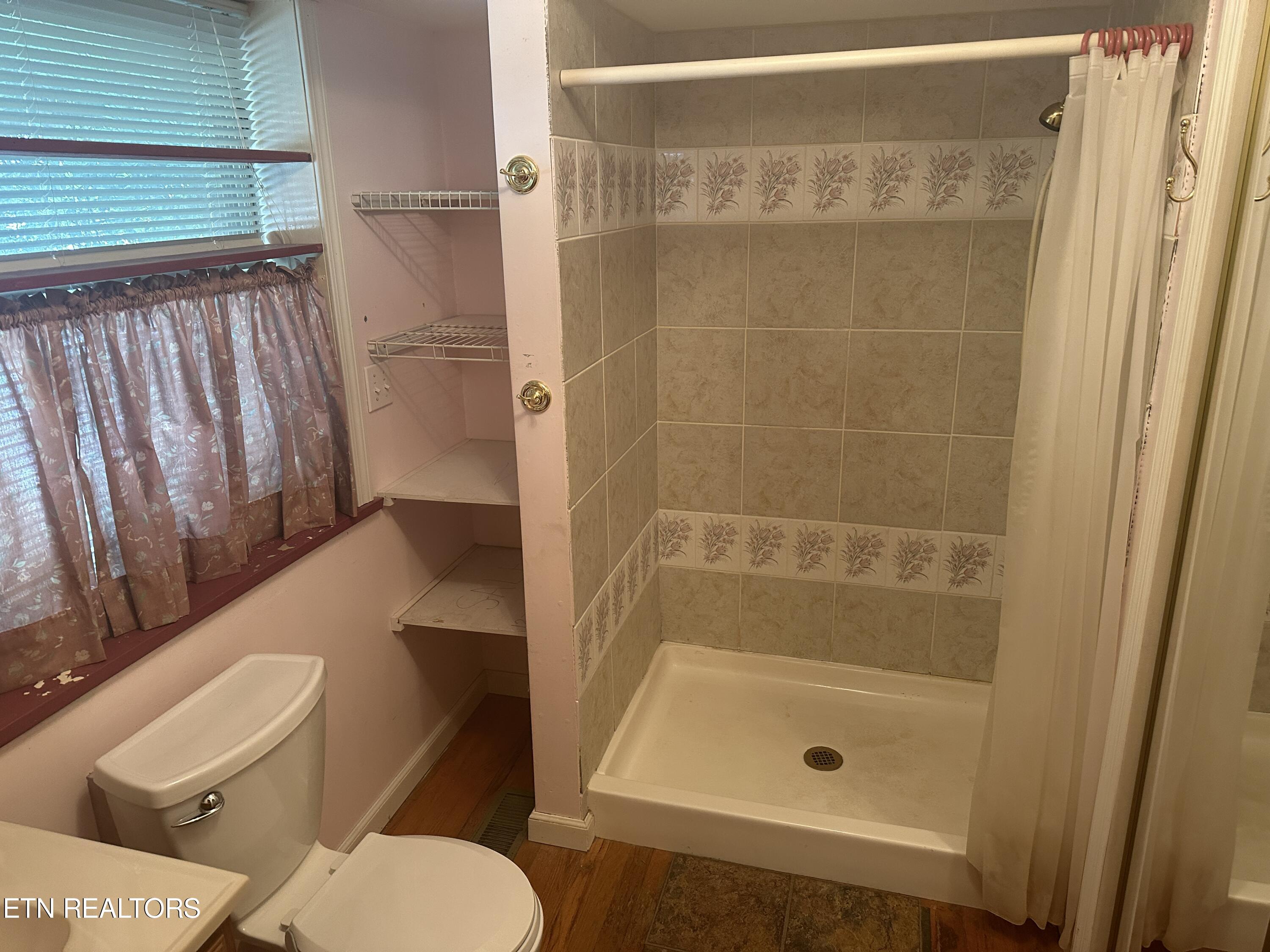 123 West Newkirk Lane Oak Ridge, TN 37830 - Photo 10 of 15 IMG_2254