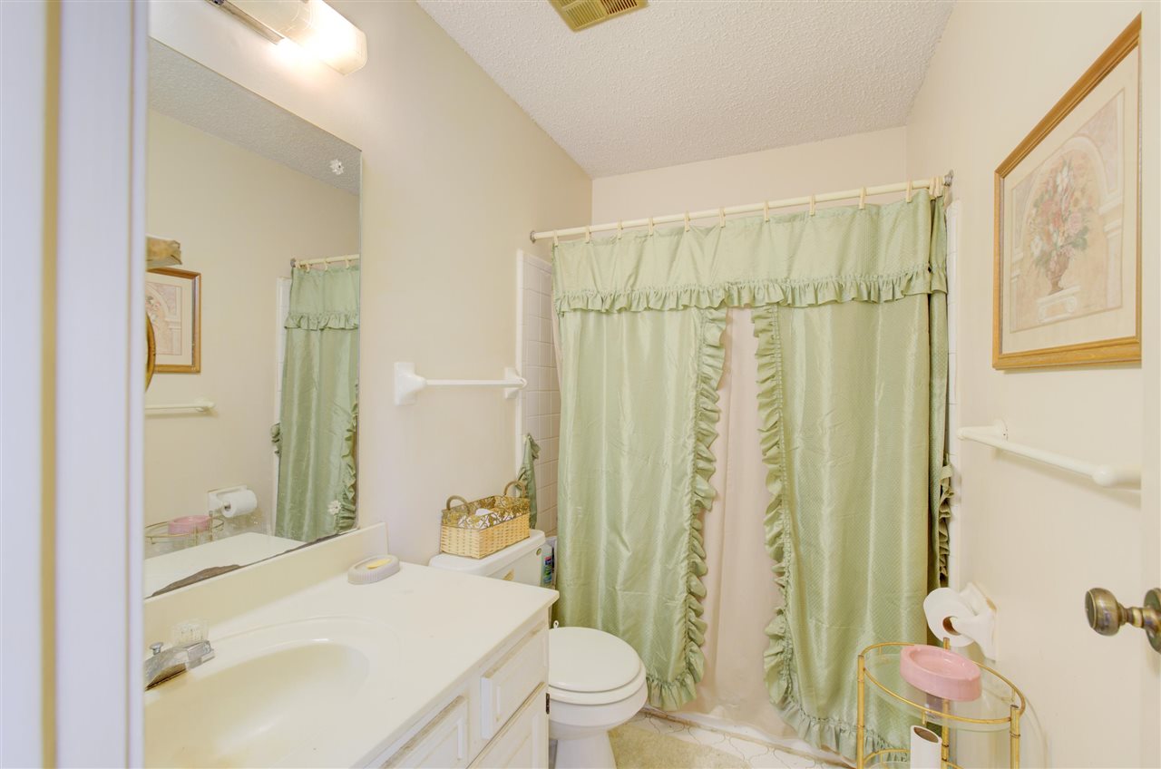 3807 Ross Road Memphis, TN 38115 - Photo 17 of 20