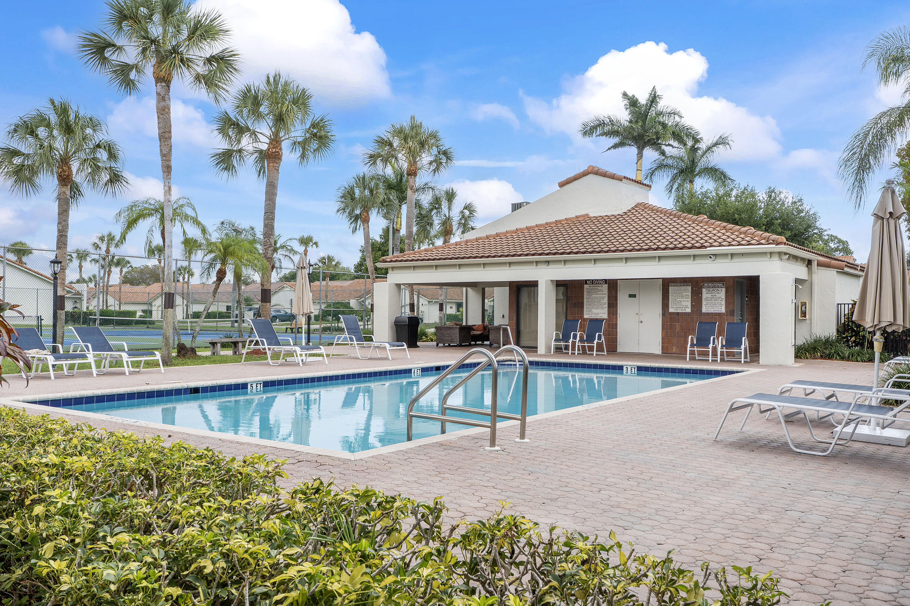 21566 Coronado Avenue Boca Raton, FL 33433 - Photo 22 of 38 21566 Coronado Ave_025