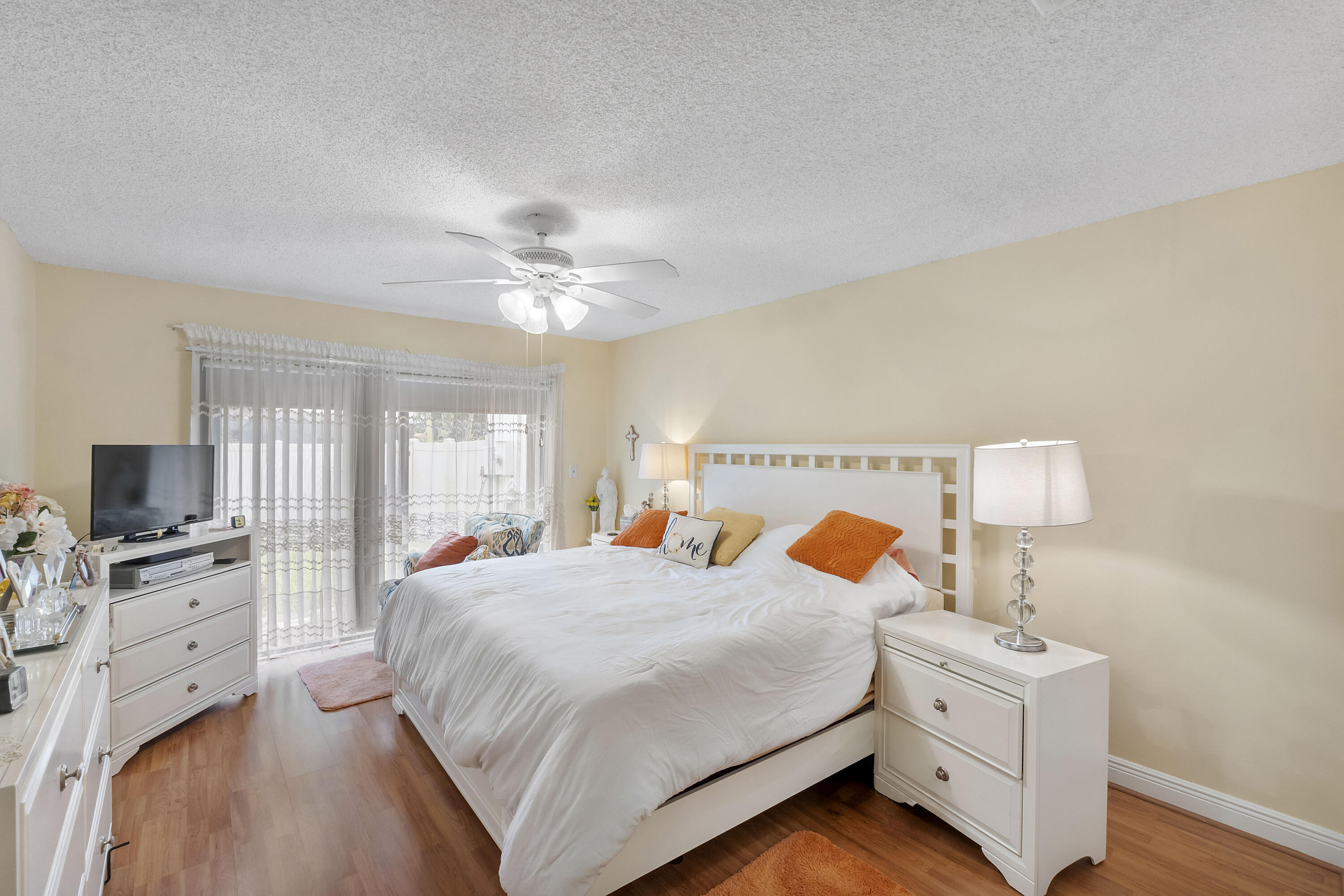 21566 Coronado Avenue Boca Raton, FL 33433 - Photo 36 of 38 21566 Coronado Ave_019