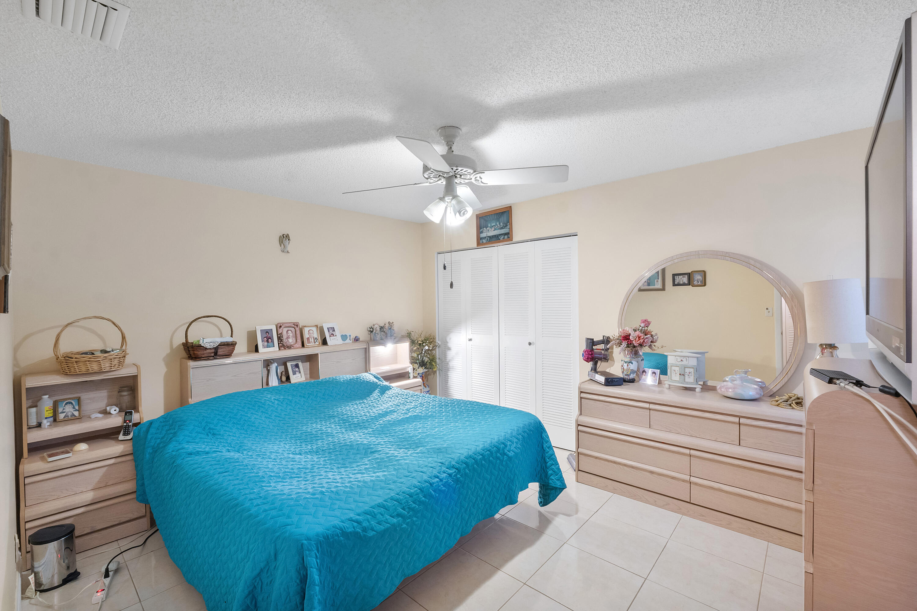 21566 Coronado Avenue Boca Raton, FL 33433 - Photo 4 of 38 21566 Coronado Ave_006