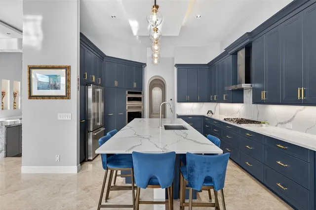 $2,495,000 | 6705 Northwest 122nd Avenue, Parkland, FL 33076