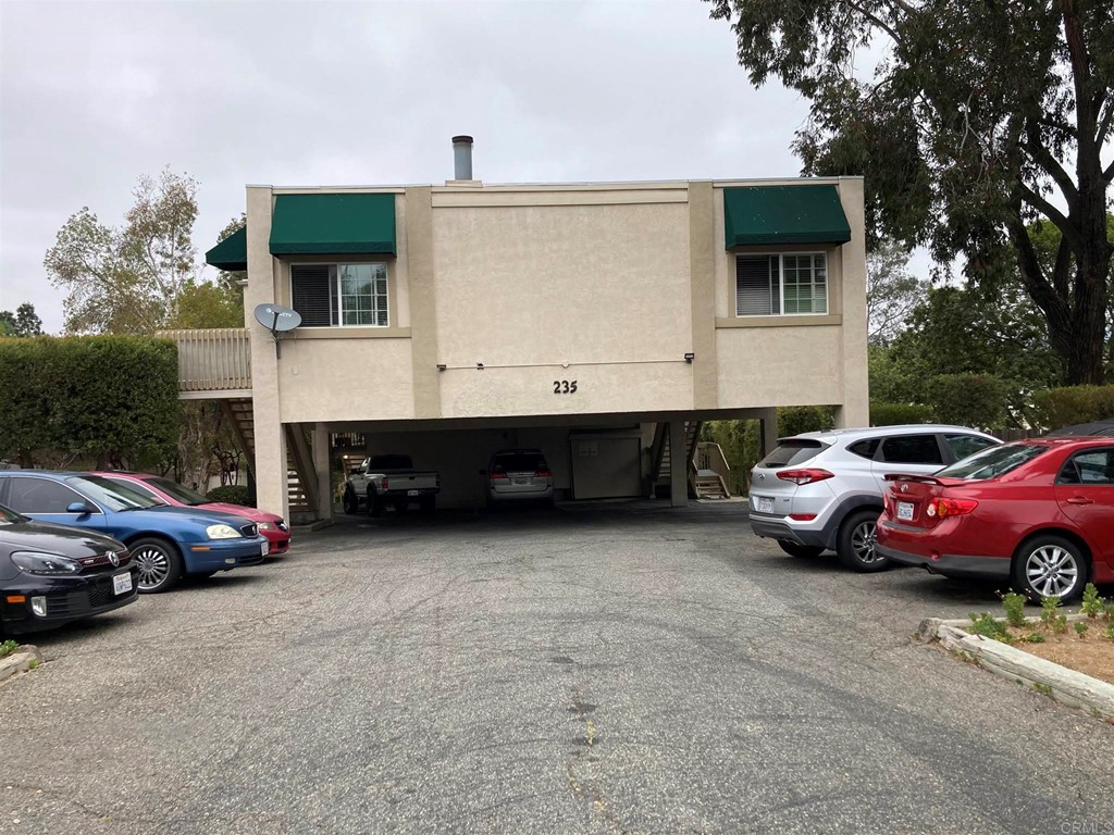 235 West Kalmia Street Fallbrook, CA 92028 - Photo 1 of 1
