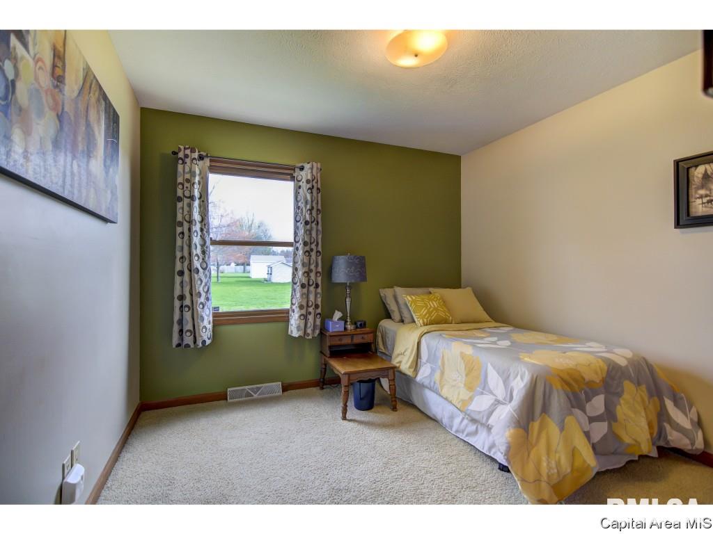 1219 Christopher Lane Springfield, IL 62712 - Photo 26 of 36