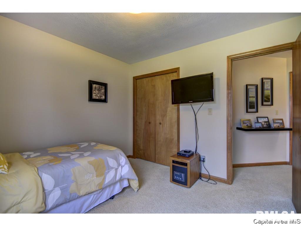 1219 Christopher Lane Springfield, IL 62712 - Photo 27 of 36