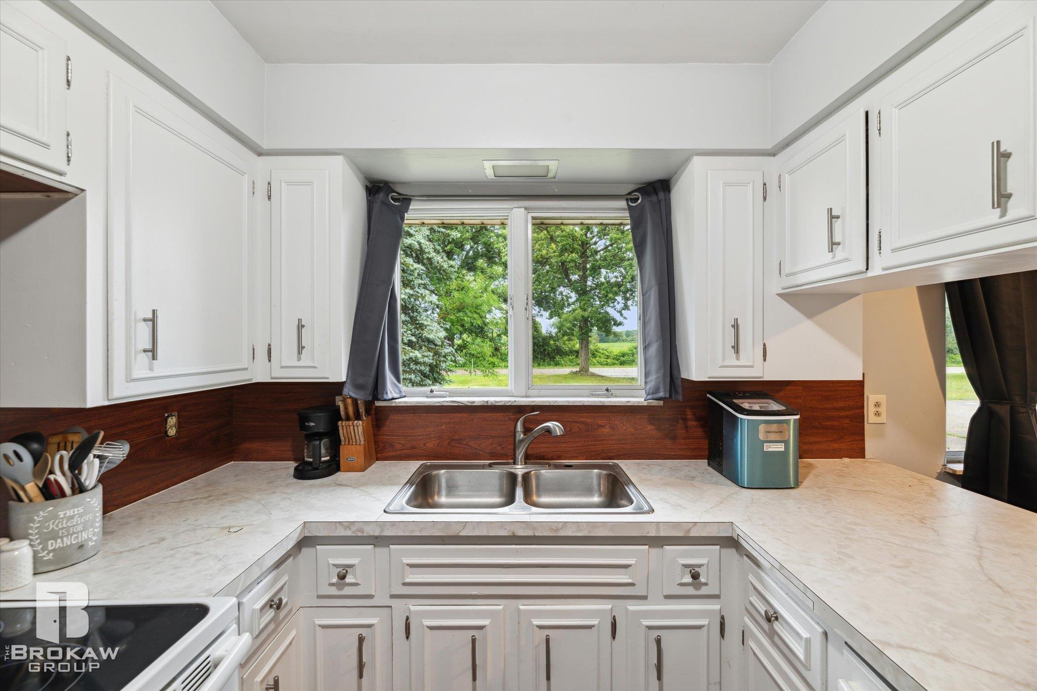 1883 Roods Lake Road Lapeer, MI 48446 - Photo 24 of 67