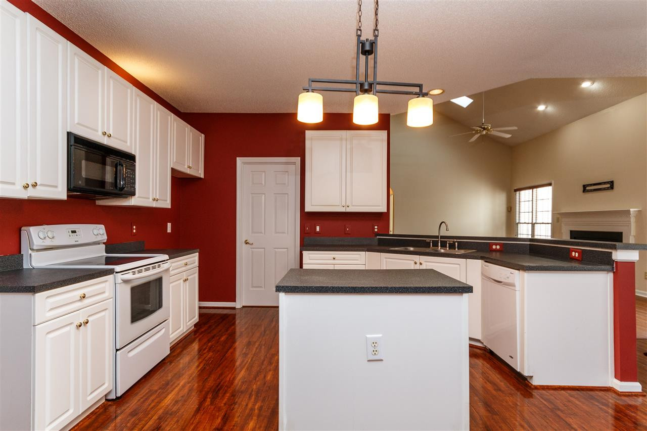 12201 Breton Lane Raleigh, NC 27613 - Photo 12 of 25 Kitchen